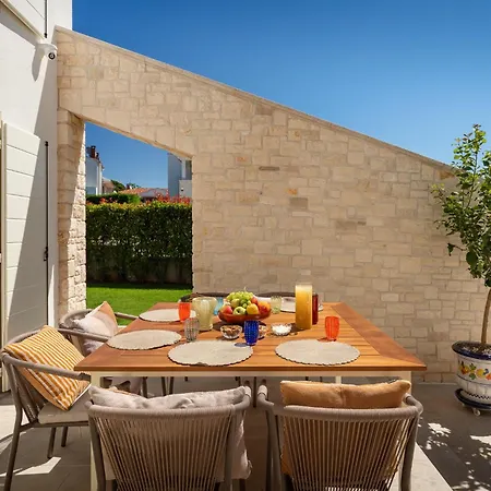 Luxury Ginevra With Pool And Jacuzzi - By Mvsvillas * Tar-Vabriga