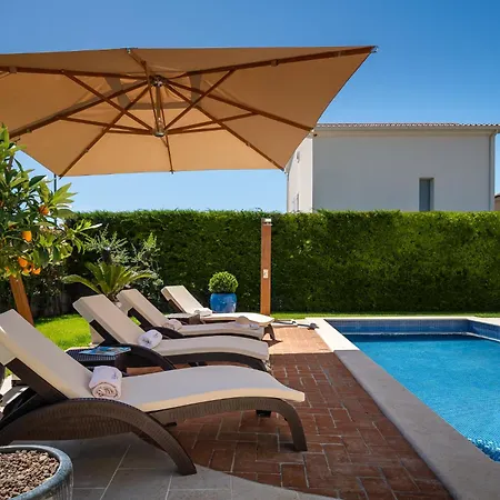 Villa Luxury Ginevra With Pool And Jacuzzi - By Mvsvillas Tar-Vabriga